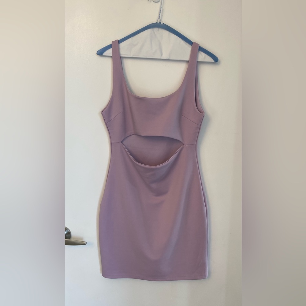 Tiger Mist Size L bodycon short lilac dress
